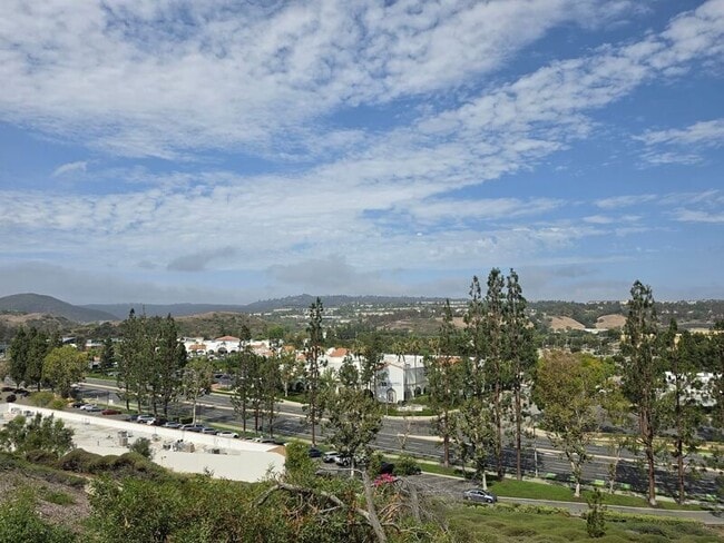 Building Photo - 27875 Avenida Armijo