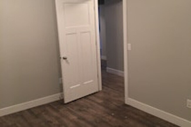 Building Photo - 31 S Serrata Ln