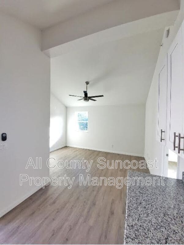 Building Photo - 1278 Jade Pl