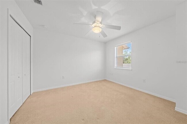 Building Photo - 7112 Five Oaks Dr
