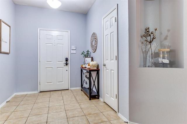 Building Photo - 820 Bamboo Dr