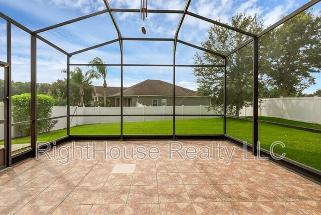 Building Photo - 5244 Royce Dr