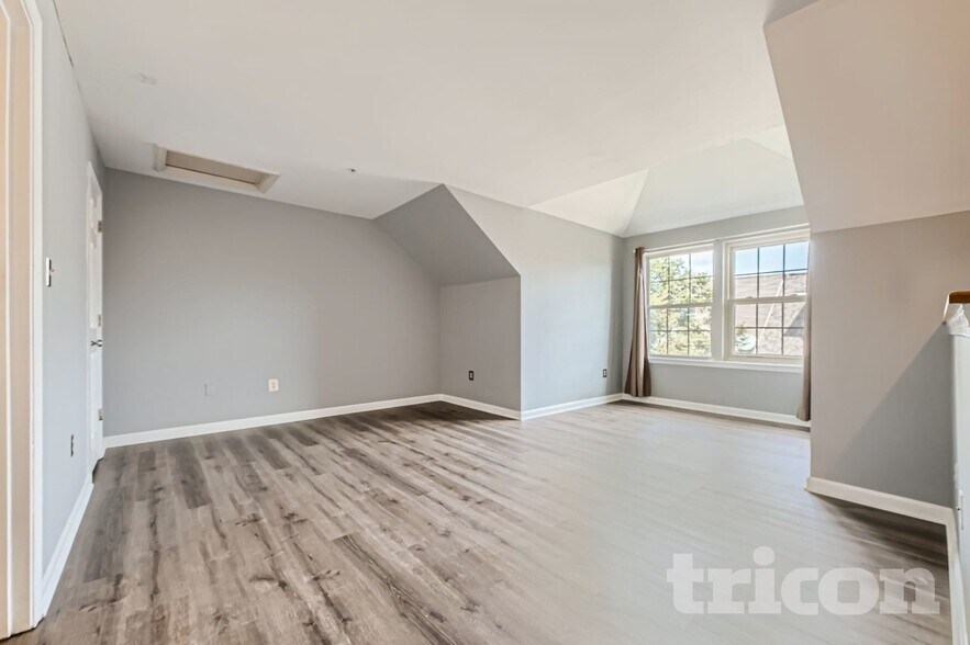 Building Photo - 6603 Polynesian Ln