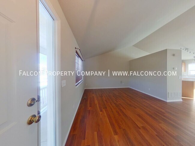 Building Photo - 6239 Hartman Dr