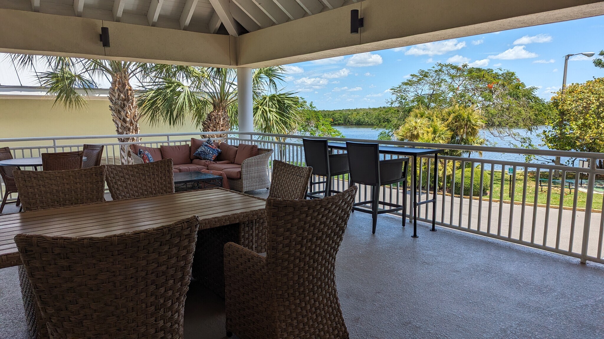 Building Photo - 459 Bahia Beach Blvd