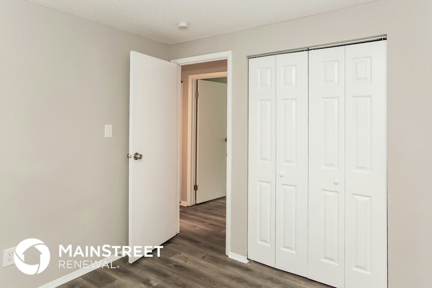 Building Photo - 5222 Split Oak Dr