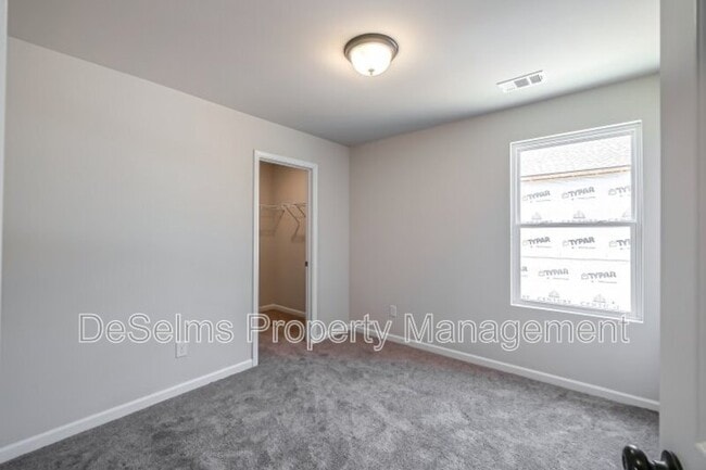 Building Photo - 3022 Chance Ct