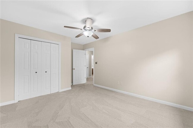 Building Photo - 4496 Windsor Oaks Dr