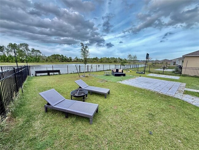 Building Photo - 2731 House Finch Rd