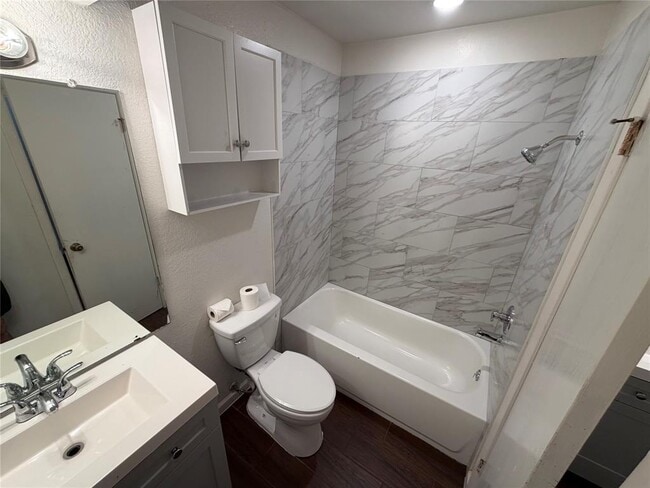 Building Photo - 9620 Sugar Hill Dr