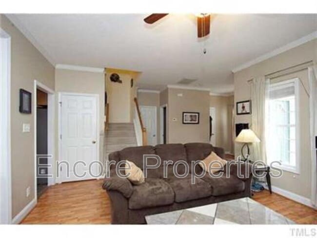 Building Photo - 3822 Charleston Park Dr