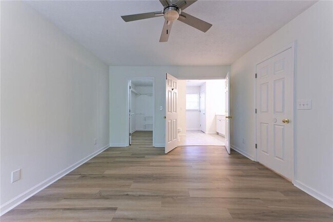 Building Photo - 2208 Heritage Trace Dr