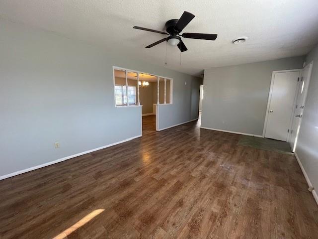 Building Photo - 913 S 10th St