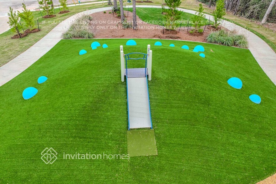 Building Photo - 24907 Nolana Ct