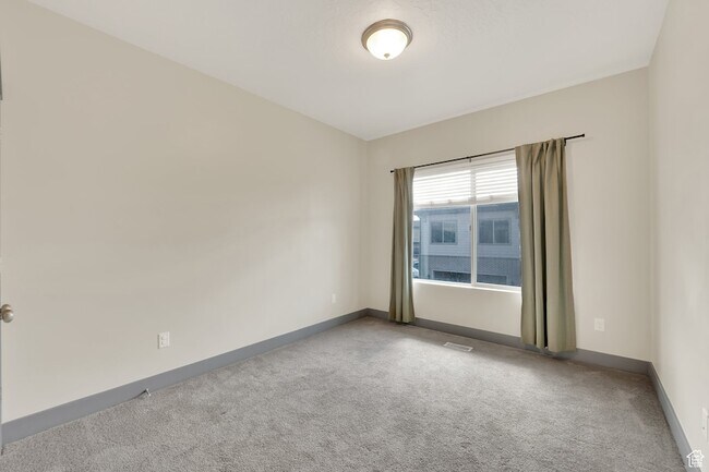 Building Photo - 12732 S 1630 W