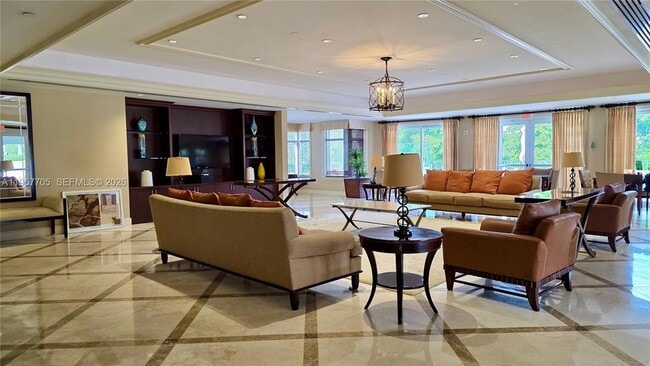 Building Photo - 20000 E Country Club Dr