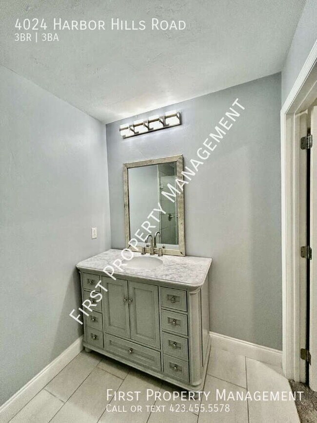 Building Photo - 4024 Harbor Hills Rd