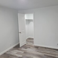 Building Photo - 4525 Weaver Rd