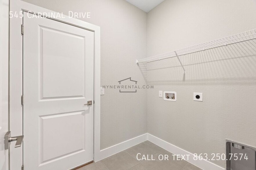 Building Photo - 545 Cardinal Dr