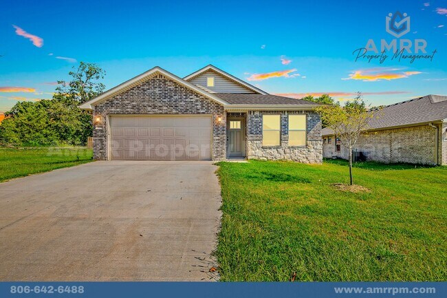 Primary Photo - 1210 SW 2nd Ave