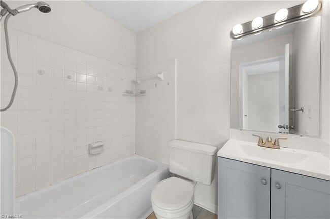 Building Photo - 5739 Bramblegate Rd