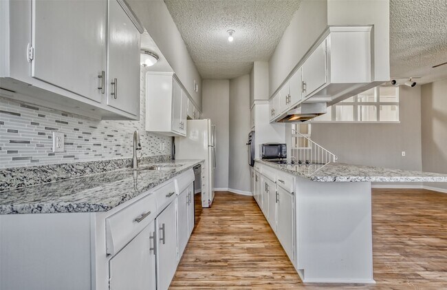 Building Photo - 4124 Micki Lynn Ave