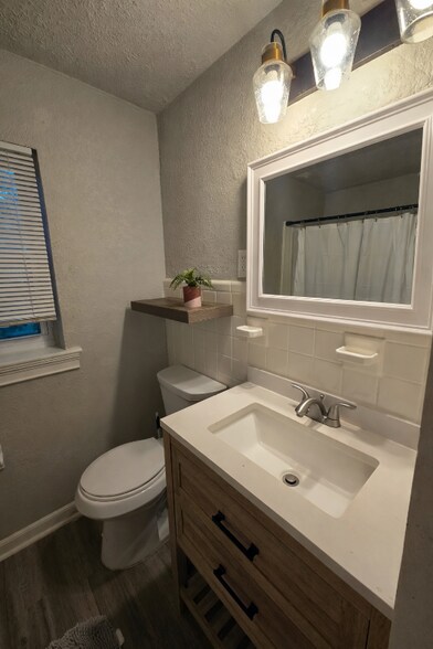 Building Photo - 3520 Post St