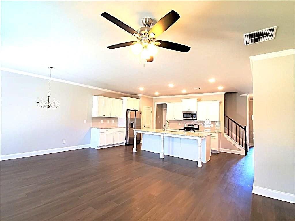 Building Photo - 2708 Morgan Creek Dr
