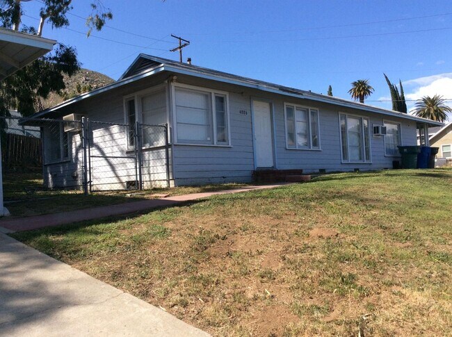 Building Photo - 11716-20 Hazeldell/4886 Blehm