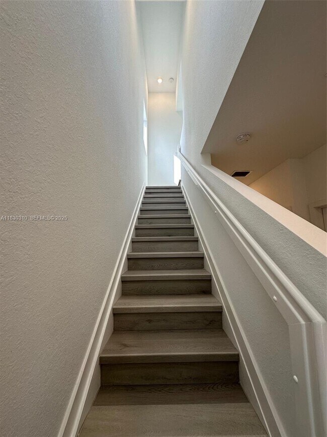 Building Photo - 25338 SW 135th Ave