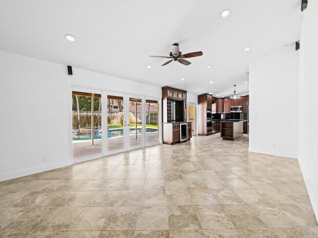 Building Photo - 9541 NW 11th St