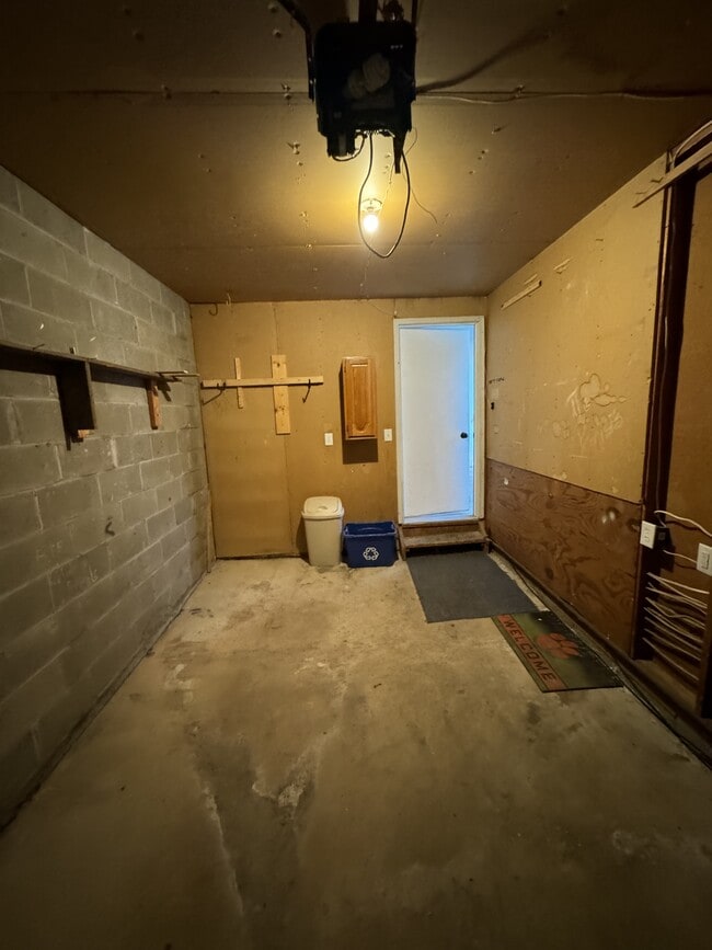 Building Photo - 5436 Borgase Ln