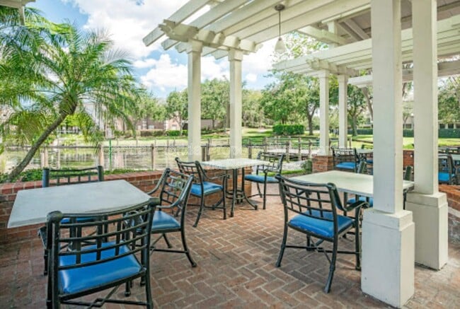 Building Photo - 2460 Grand Central Pky