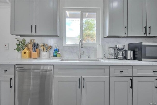 Building Photo - Fully Furnished Home in Joshua Tree