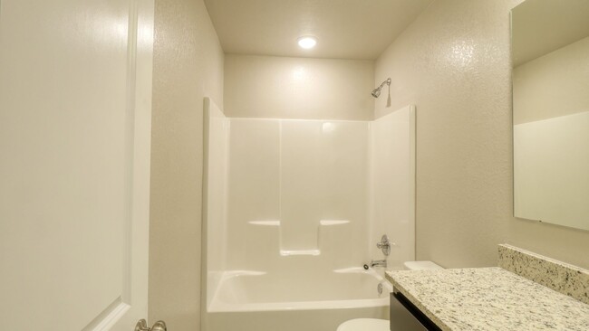 Building Photo - Spacious Single-Family Home Available Now!