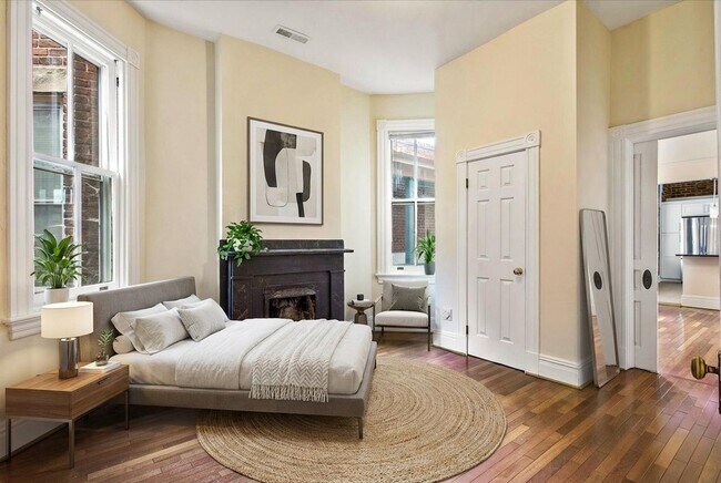 Building Photo - Swanky 2000 sf duplex in the heart of Church Hill
