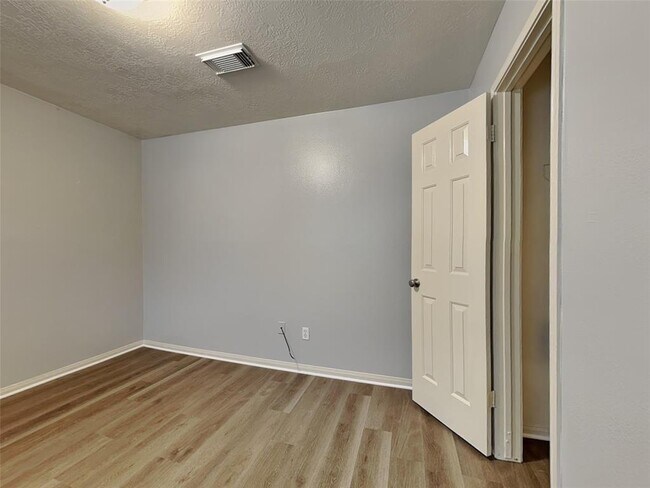 Building Photo - 12323 Westlock Dr