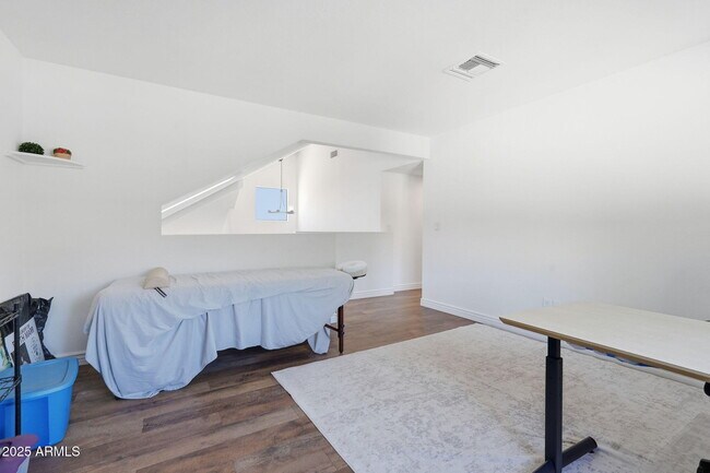 Building Photo - 3850 E Mountain Sky Ave