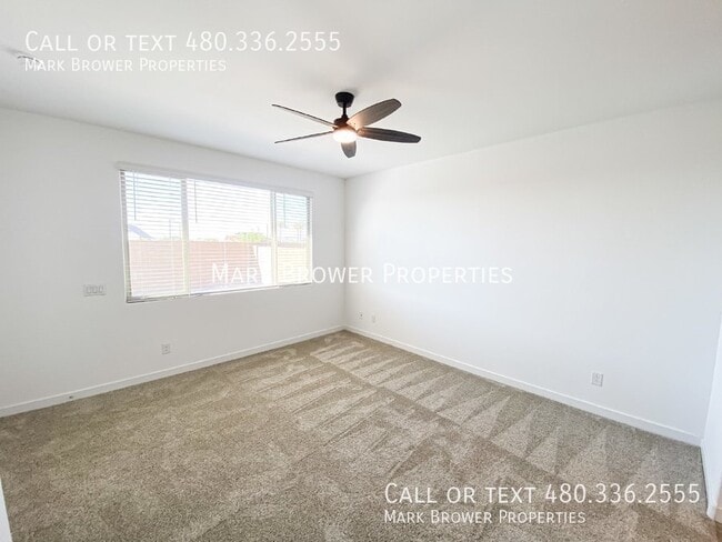 Building Photo - 3534 E Dakota Dr
