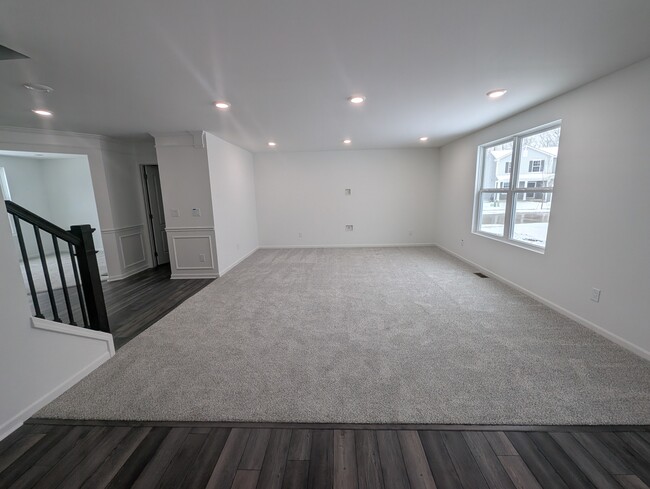 Huge family room with recently installed cellular shades throughout the house - 9257 Hemlock Ln