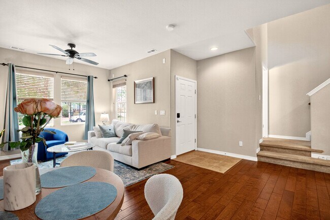 Building Photo - *Charming Gold Hill Mesa Townhome – 2 Bed ...