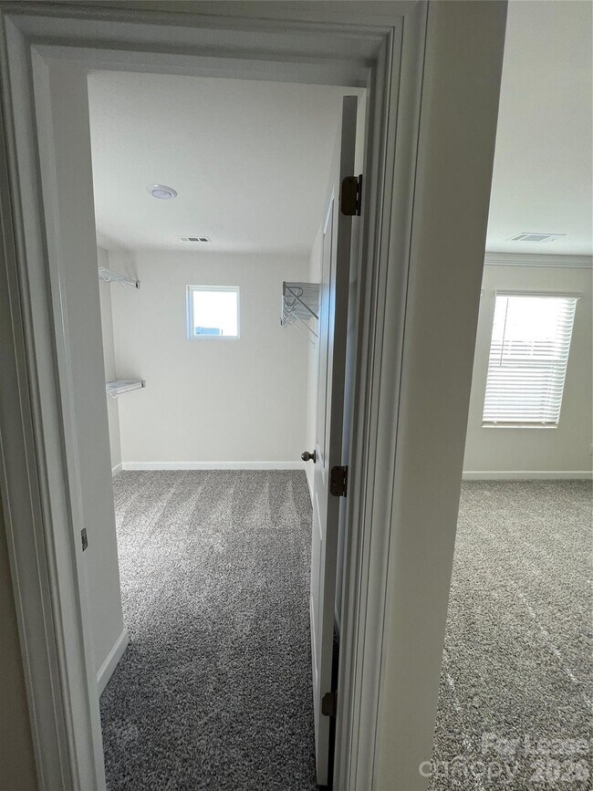 Building Photo - 2514 Arbor Loop Dr