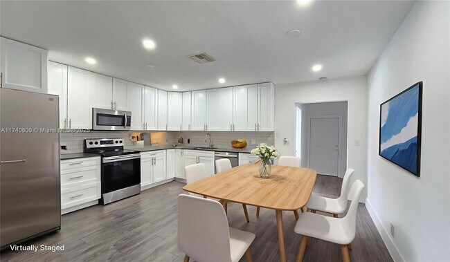 Building Photo - 3805 NW 78th Terrace