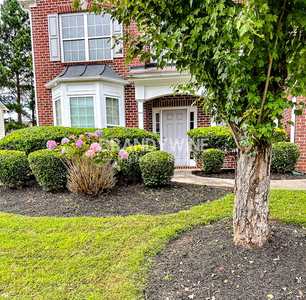 Building Photo - 5209 Lakerock Dr SW