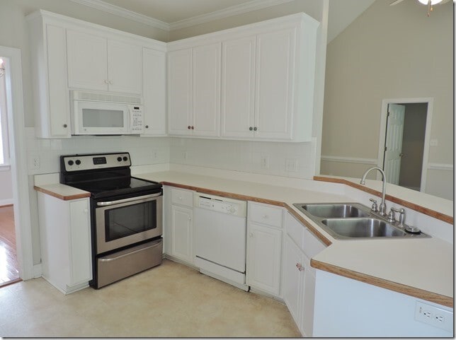 Building Photo - 3812 Althorp Dr W