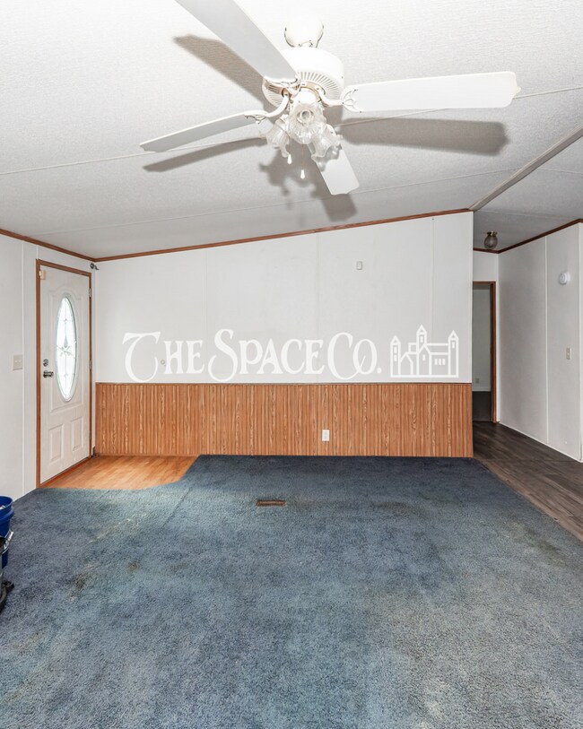 Building Photo - 255 Mitton Rd