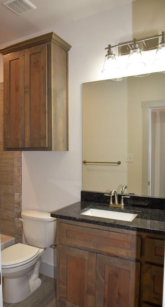 Building Photo - Stunning home in Springtown TX
