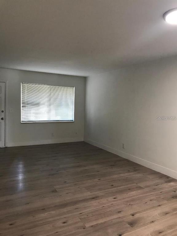 Building Photo - 3206 W Azeele St