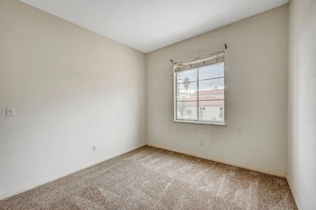 Building Photo - Beautiful Summerlin Hills Two Story 4 Bedr...