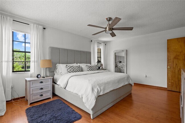 Building Photo - 4671 SW 155th Pl